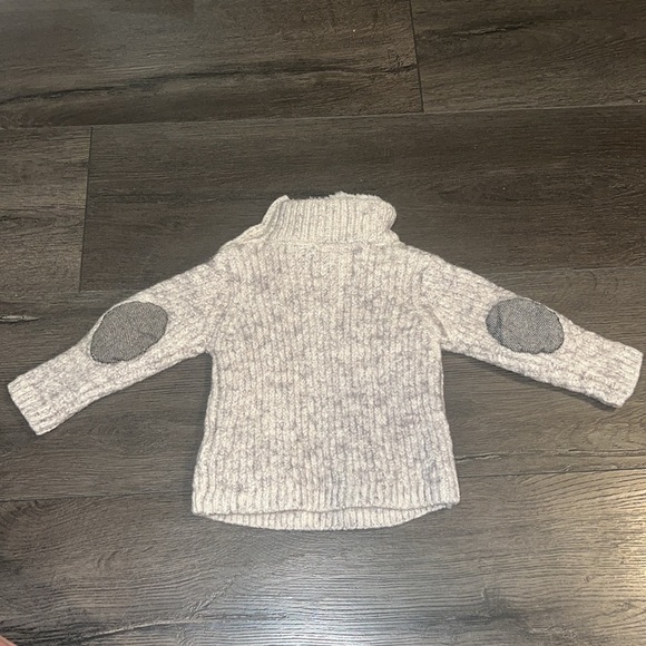 Zara Heather Grey Cotton/Wool Blend Cable Sweater w/Fur Lined Neck Size 9-12m - Picture 6 of 8